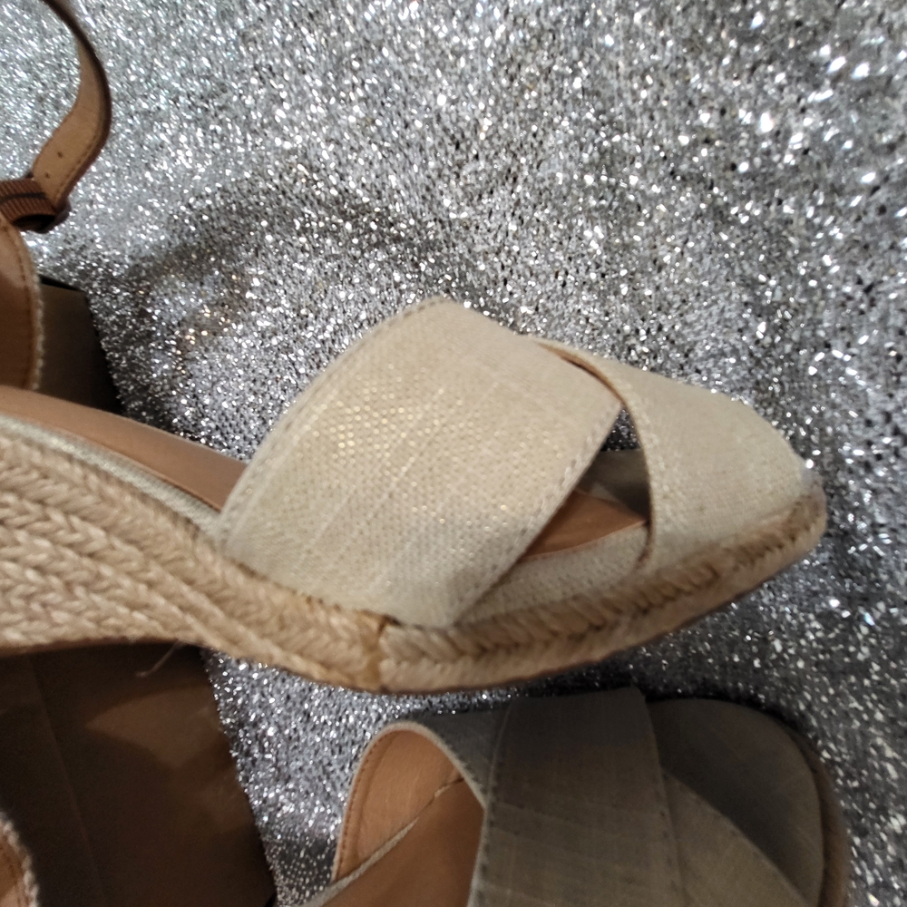 Lucky Brand Cream Tan Espadrilles with Cushioned Straps - Picture 8 of 9